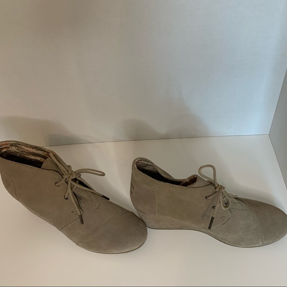 Tom’s Dessert Wedge 🔥$15 DEAL ankle boot:bootie, size 11,beige/stone color - Picture 4 of 7